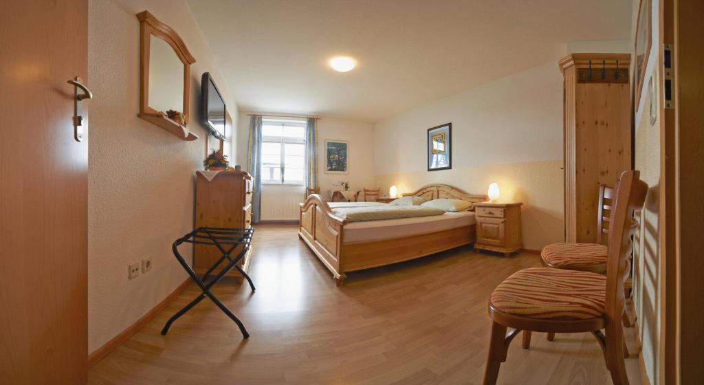 Grafs Adler Hotel Offenburg Room photo